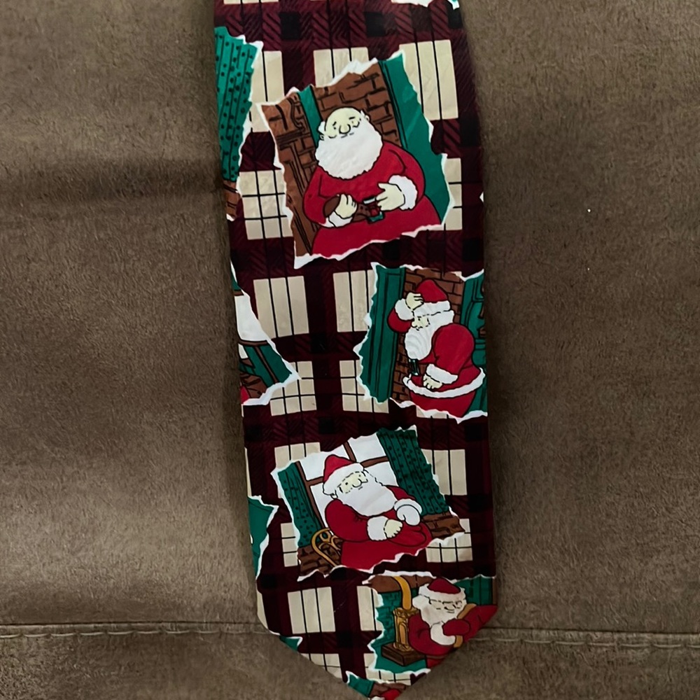 Men’s Santa dress tie